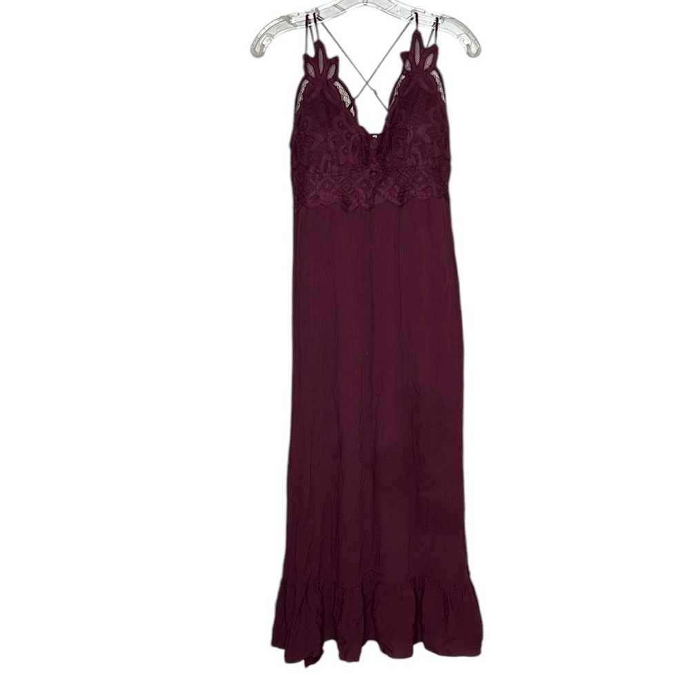 Vine and Valley Lace Spaghetti Strap Maxi Dress
